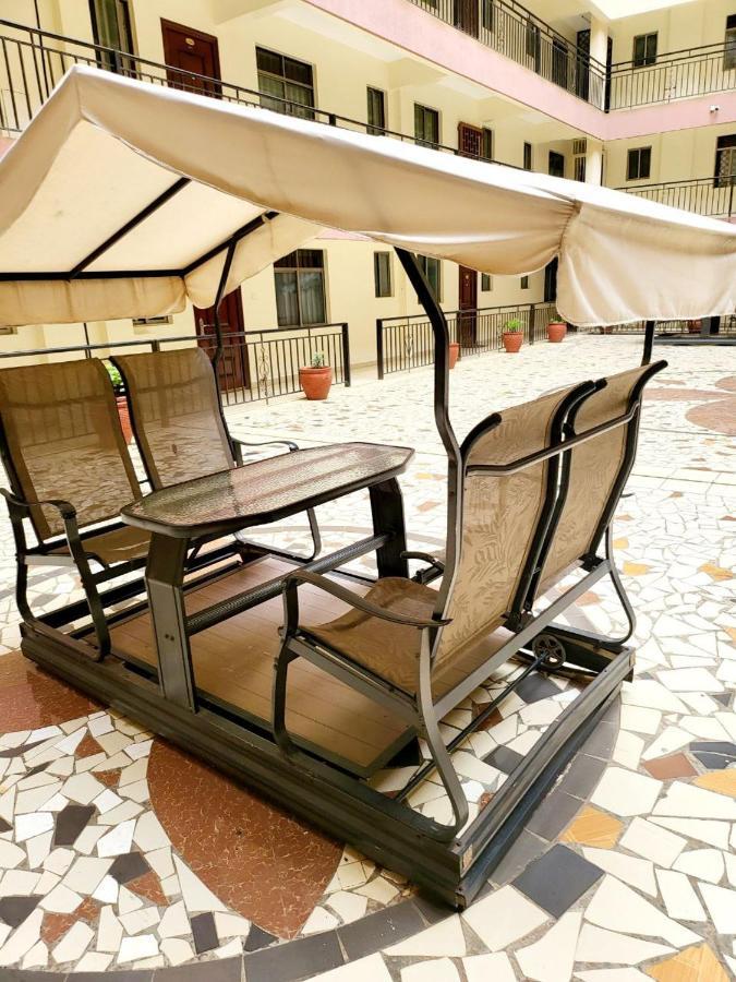 2 Bedroom Luxury Apartment In Kilimani Найроби Екстериор снимка